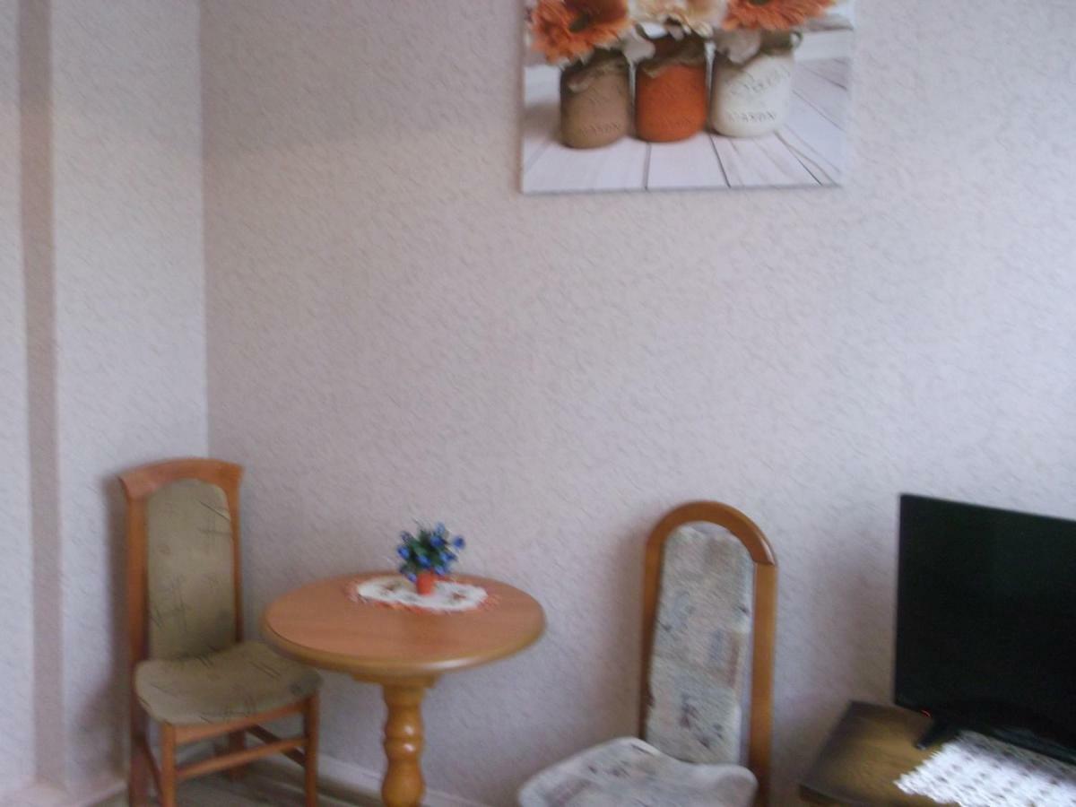 Gosciniec Iwona Hotel Glucholazy ภายนอก รูปภาพ
